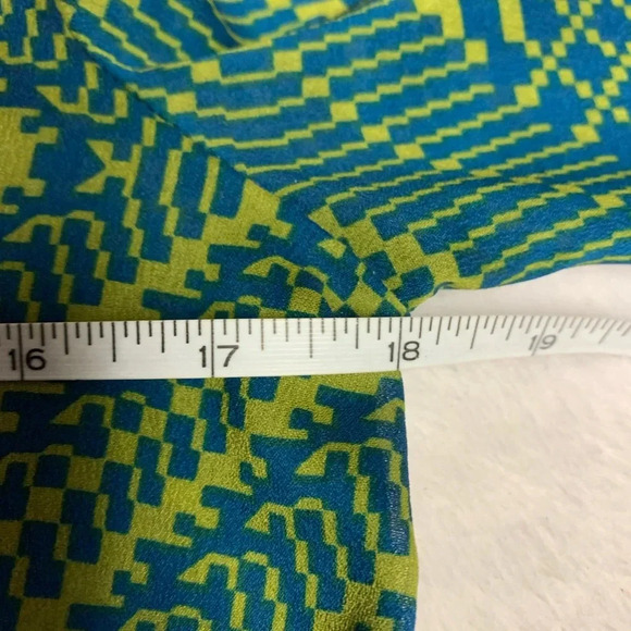 Francesca’s Collection blue/green blouse size S - Picture 6 of 8